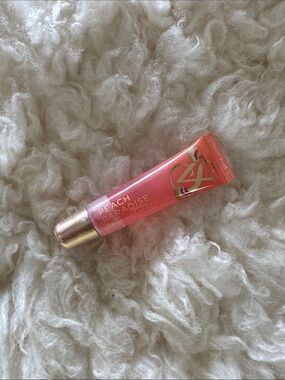 New Victoria’s Secret Peach Paradise Flavored Lip Gloss